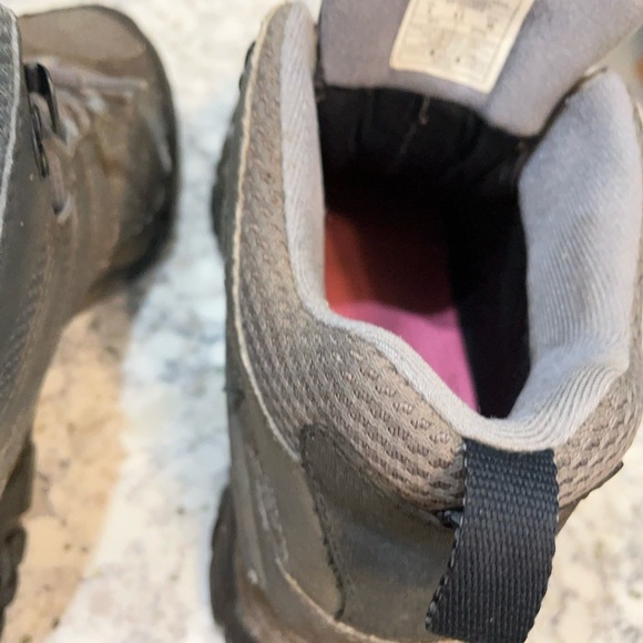 Merrill hiking boots - Picture 8 of 11